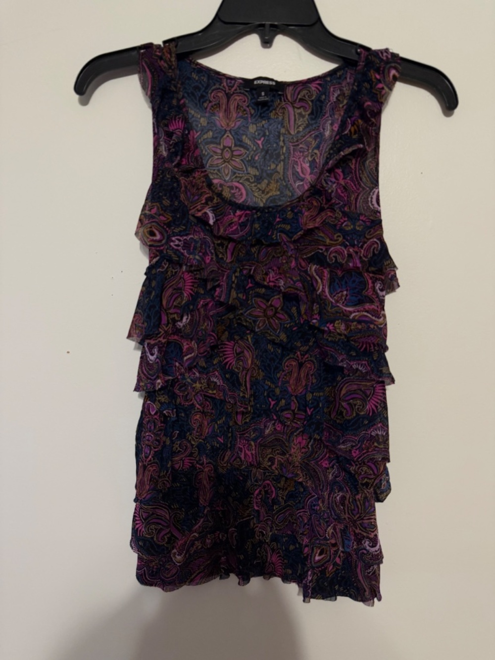 EXPRESS Vintage-Style Paisley Floral Blouse top Size S Multi Color Floral